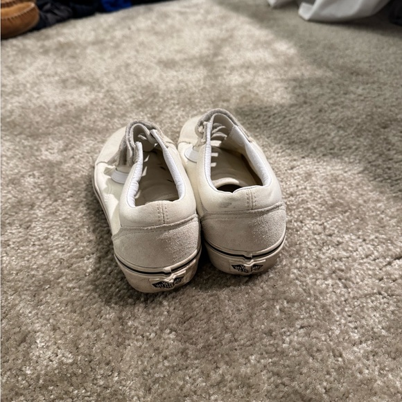 VANS - Picture 4 of 4